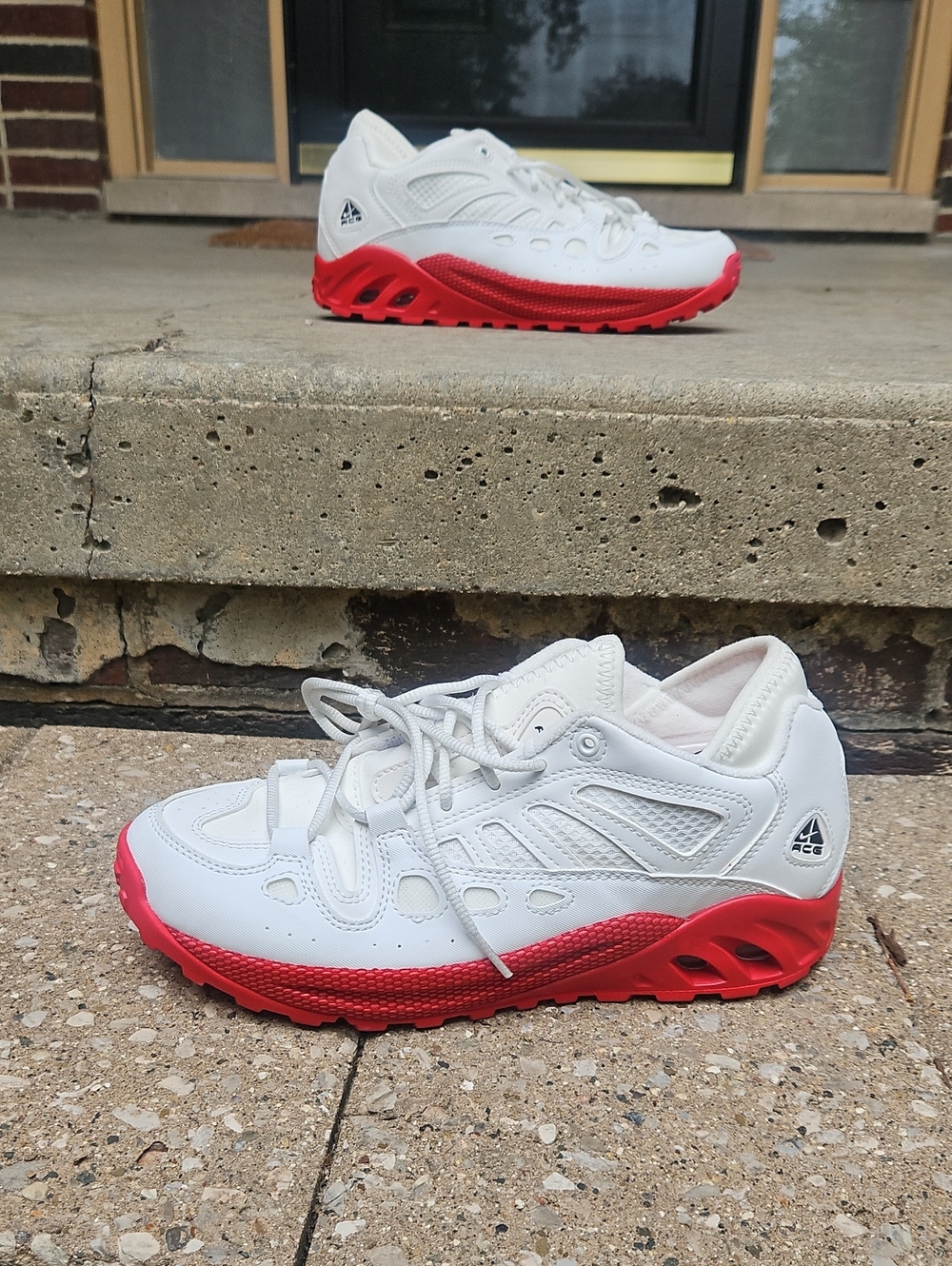 NWOT Nike ACG Sneakers